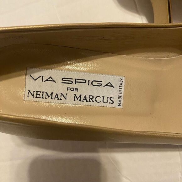 VIA SPIGA For Neiman Marcus Gold Leather Heels Size 6.5AA Vero Cuoio Pointed Toe - Picture 8 of 11